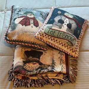 Winter snowman blanket and two pillows